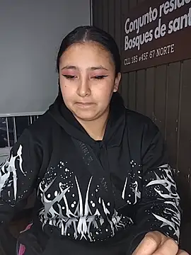 Cute Penelope online show from February 10, 11:20 am