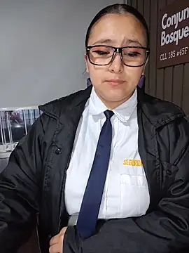 Snapshot of Cute_Penelope chatting on April 23, 12:29 pm Cute Penelope online show from April 23, 12:29 pm