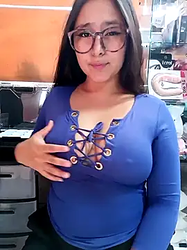 Cute Penelope online show from February 17, 3:11 pm