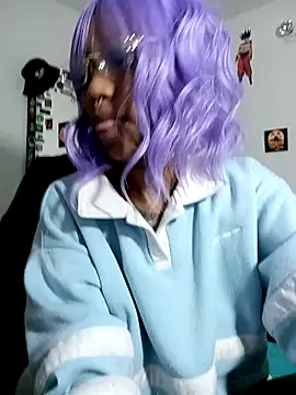 Snapshot of Honey-420- chatting on October 4, 9:11 am Honey-420- online show from October 4, 9:11 am