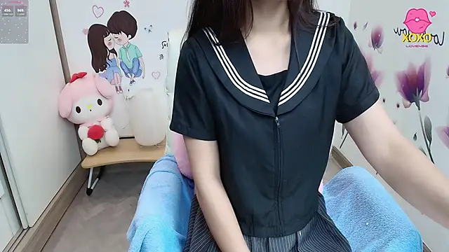 Snapshot of _Mizuki_ chatting on October 7, 5:36 pm Mizuki online show from October 7, 5:36 pm