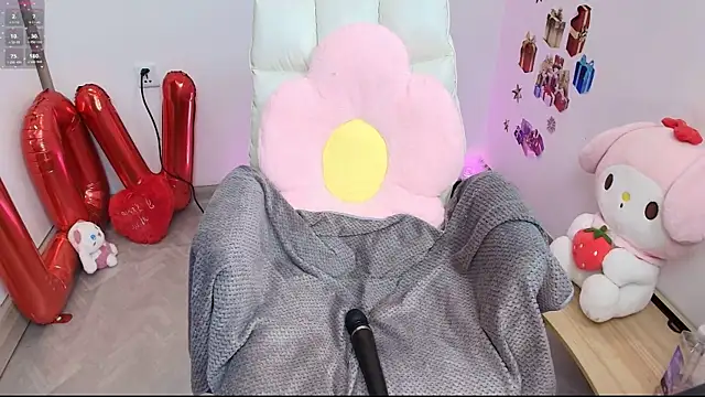  Mizuki  online show from February 11, 4:45 am