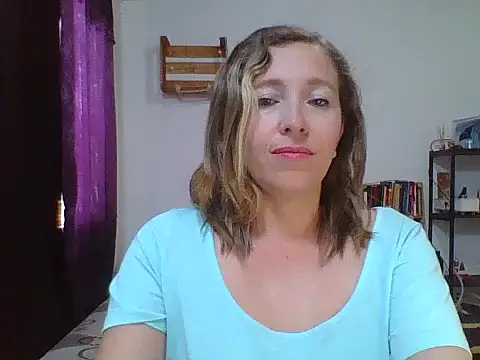 Snapshot of charlott_ponce chatting on March 22, 7:31 pm charlott ponce online show from March 22, 7:31 pm