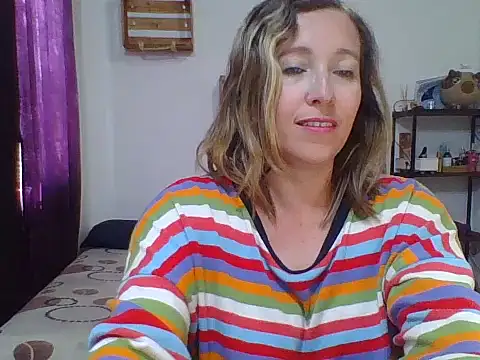 Snapshot of charlott_ponce chatting on March 21, 9:23 pm charlott ponce online show from March 21, 9:23 pm
