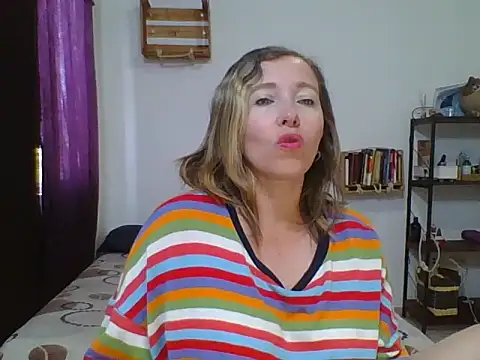Snapshot of charlott_ponce chatting on March 21, 6:07 pm charlott ponce online show from March 21, 6:07 pm