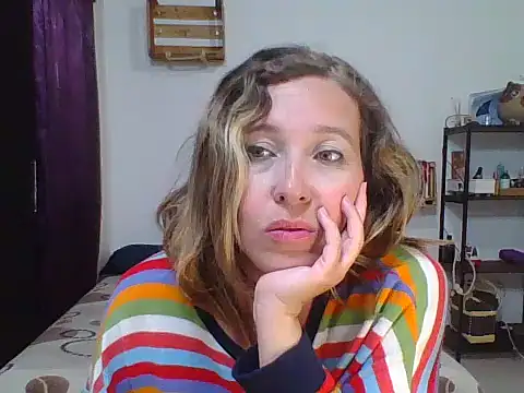 Snapshot of charlott_ponce chatting on March 22, 12:28 am charlott ponce online show from March 22, 12:28 am