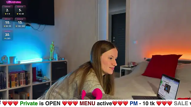 Snapshot of nikitos4you chatting on February 16, 7:37 am nikitos4you online show from February 16, 7:37 am