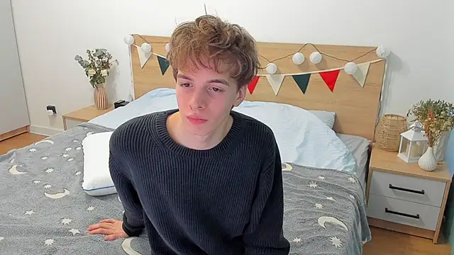 Snapshot of Fandi_777 chatting on March 14, 12:51 pm Fandi 777 online show from March 14, 12:51 pm