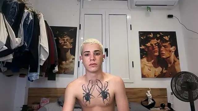 Cristian Delgado online show from April 28, 8:02 pm