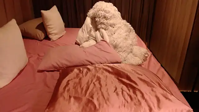 Snapshot of BabyBarbee chatting on December 2, 11:50 pm BabyBarbee online show from December 2, 11:50 pm