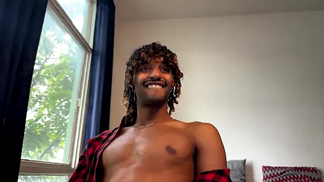 Snapshot of gerson173Hugo chatting on October 27, 1:23 pm gerson173Hugo online show from October 27, 1:23 pm