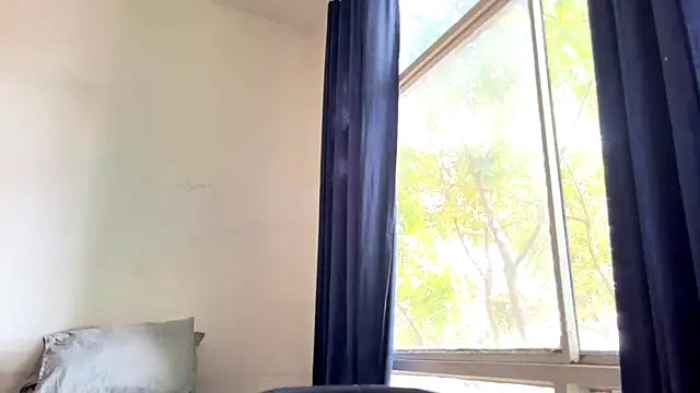 Snapshot of gerson173Hugo chatting on October 25, 11:20 am gerson173Hugo online show from October 25, 11:20 am