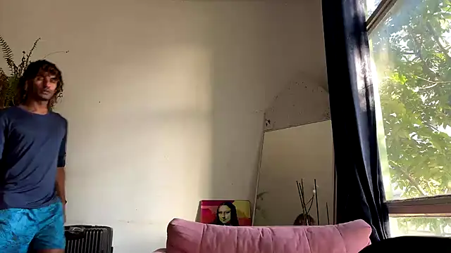Snapshot of gerson173Hugo chatting on September 20, 9:47 am gerson173Hugo online show from September 20, 9:47 am