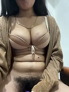 Thirsty Malika online show from December 13, 8:04 pm