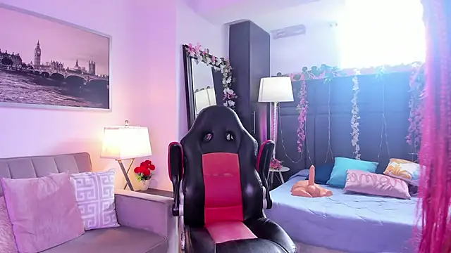 roxydevile online show from January 20, 7:25 pm