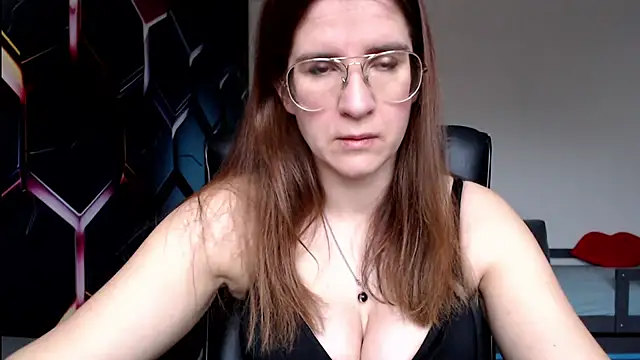Snapshot of KayaRose chatting on January 6, 7:20 am KayaRose online show from January 6, 7:20 am