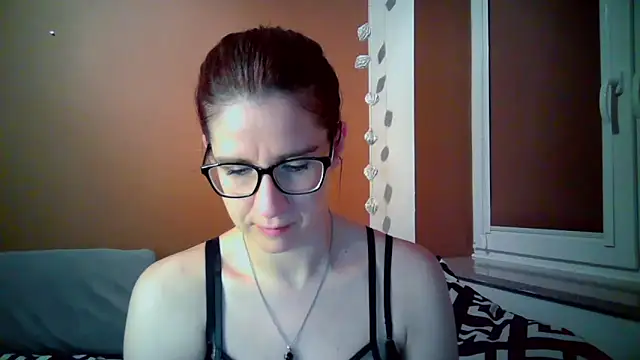 Snapshot of KayaRose chatting on October 17, 8:21 pm KayaRose online show from October 17, 8:21 pm