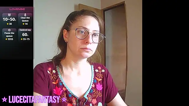 lucecitafantasy2 online show from February 21, 11:56 am