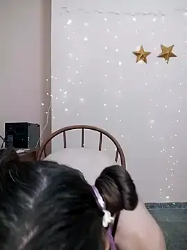 Snapshot of lucecitafantasy2 chatting on February 7, 5:18 pm lucecitafantasy2 online show from February 7, 5:18 pm