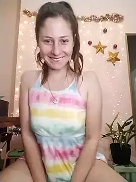 Snapshot of lucecitafantasy2 chatting on December 20, 11:05 pm lucecitafantasy2 online show from December 20, 11:05 pm