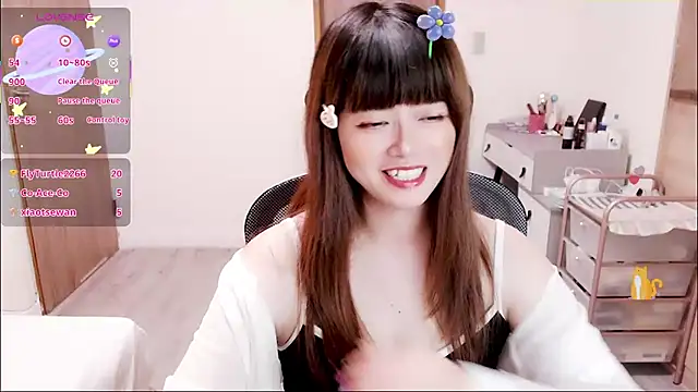 Snapshot of a0513 chatting on October 29, 3:11 pm a0513 online show from October 29, 3:11 pm