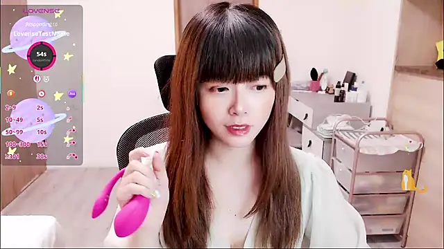 Snapshot of a0513 chatting on October 24, 4:06 pm a0513 online show from October 24, 4:06 pm