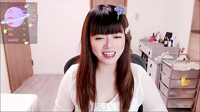 Snapshot of a0513 chatting on October 21, 2:49 pm a0513 online show from October 21, 2:49 pm