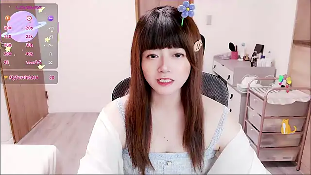 Snapshot of a0513 chatting on October 26, 3:12 pm a0513 online show from October 26, 3:12 pm