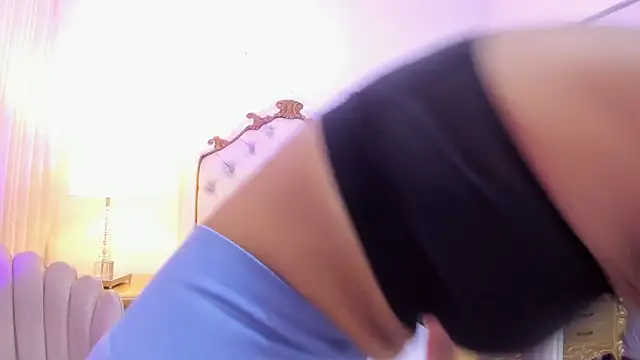 lexa 25  online show from December 2, 12:40 pm