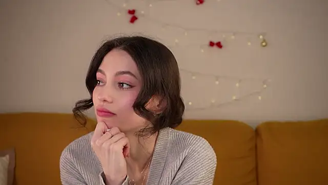 FirstOfFallen online show from December 17, 11:15 am