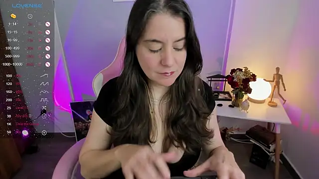 Tamara m  online show from May 18, 6:23 pm