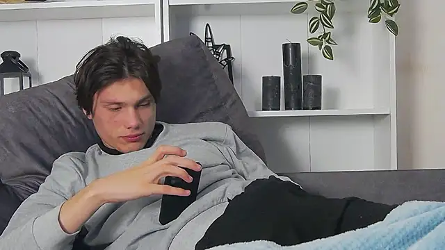 CalvinCay online show from February 28, 1:05 am