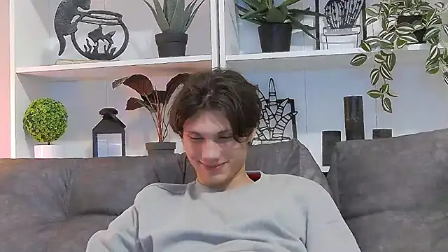 CalvinCay online show from March 11, 7:47 pm