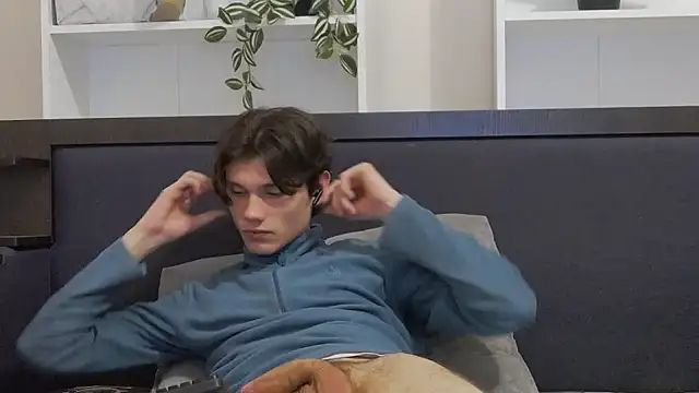 CalvinCay online show from January 28, 8:04 pm