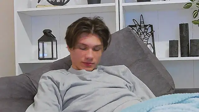 CalvinCay online show from March 1, 3:43 am