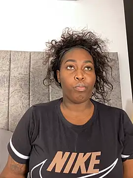 emilyrojas online show from March 24, 3:12 pm