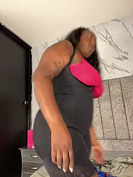 emilyrojas online show from April 1, 12:17 pm