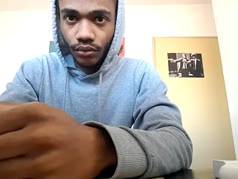 Snapshot of heiskm chatting on May 29, 11:05 am heiskm online show from May 29, 11:05 am