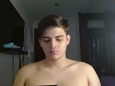 Snapshot of BadBunny_69 chatting on January 8, 8:37 pm BadBunny 69 online show from January 8, 8:37 pm