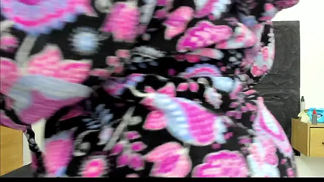 emakross online show from February 5, 12:06 am