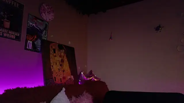 maryberry   online show from March 29, 4:14 am