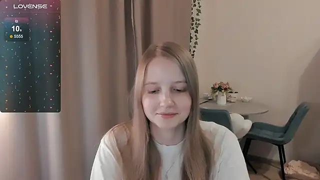 Snapshot of Alyaley chatting on June 11, 8:06 pm Alyaley online show from June 11, 8:06 pm