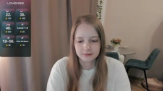 Snapshot of Alyaley chatting on June 19, 11:38 am Alyaley online show from June 19, 11:38 am