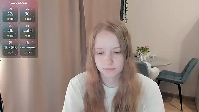 Snapshot of Alyaley chatting on July 15, 7:37 am Alyaley online show from July 15, 7:37 am