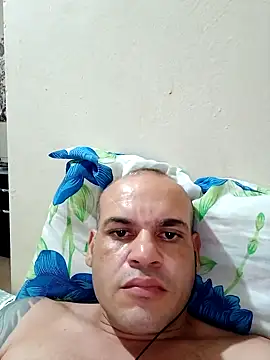 Snapshot of pirocudo412024 chatting on January 30, 8:22 am pirocudo412024 online show from January 30, 8:22 am