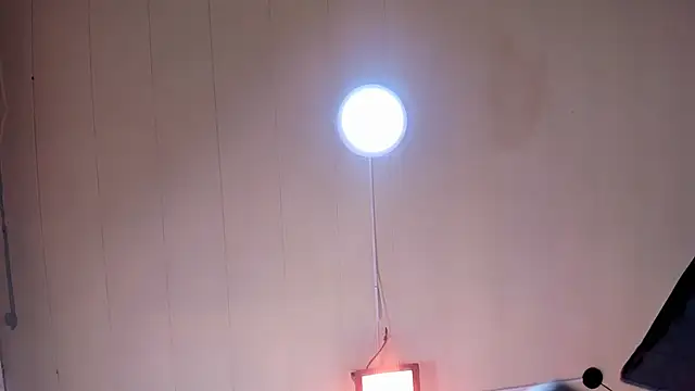 RileyThompson1 online show from February 10, 5:28 am