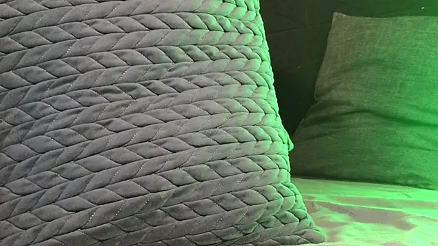 Snapshot of Astoria_Moon chatting on October 23, 7:12 pm Astoria Moon online show from October 23, 7:12 pm