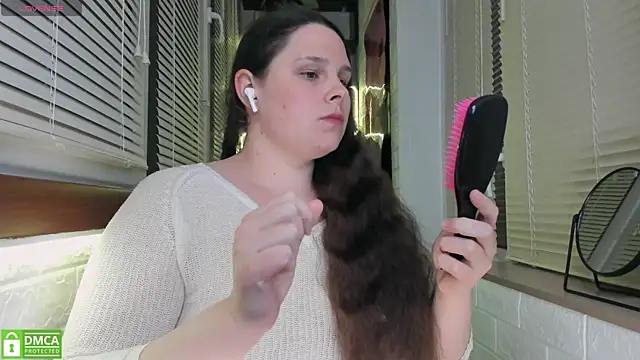 Candys booty online show from May 11, 9:45 pm
