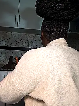 Bella045 online show from November 8, 12:14 am