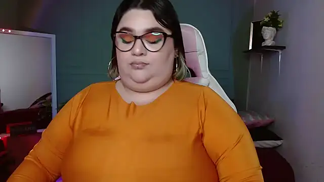 tiffany laurens online show from December 6, 9:48 am